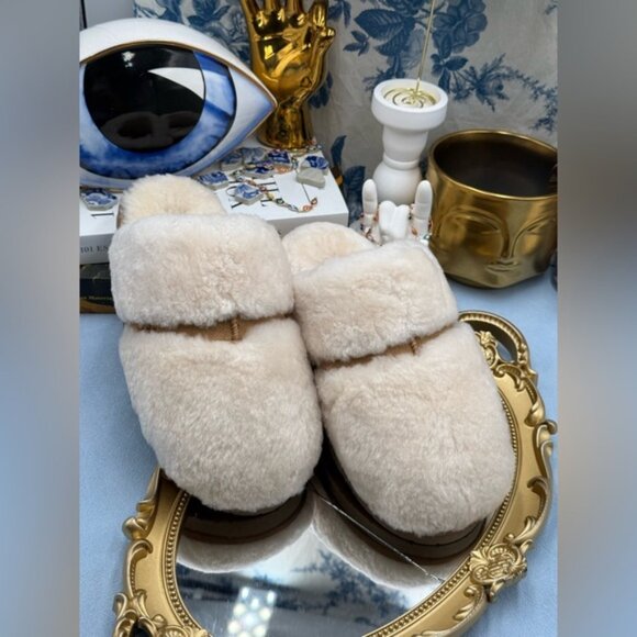 🆕 UGG 🧿 NWOB Dalla Sheepskin Slipper, White - Sz US 8 - Picture 3 of 11